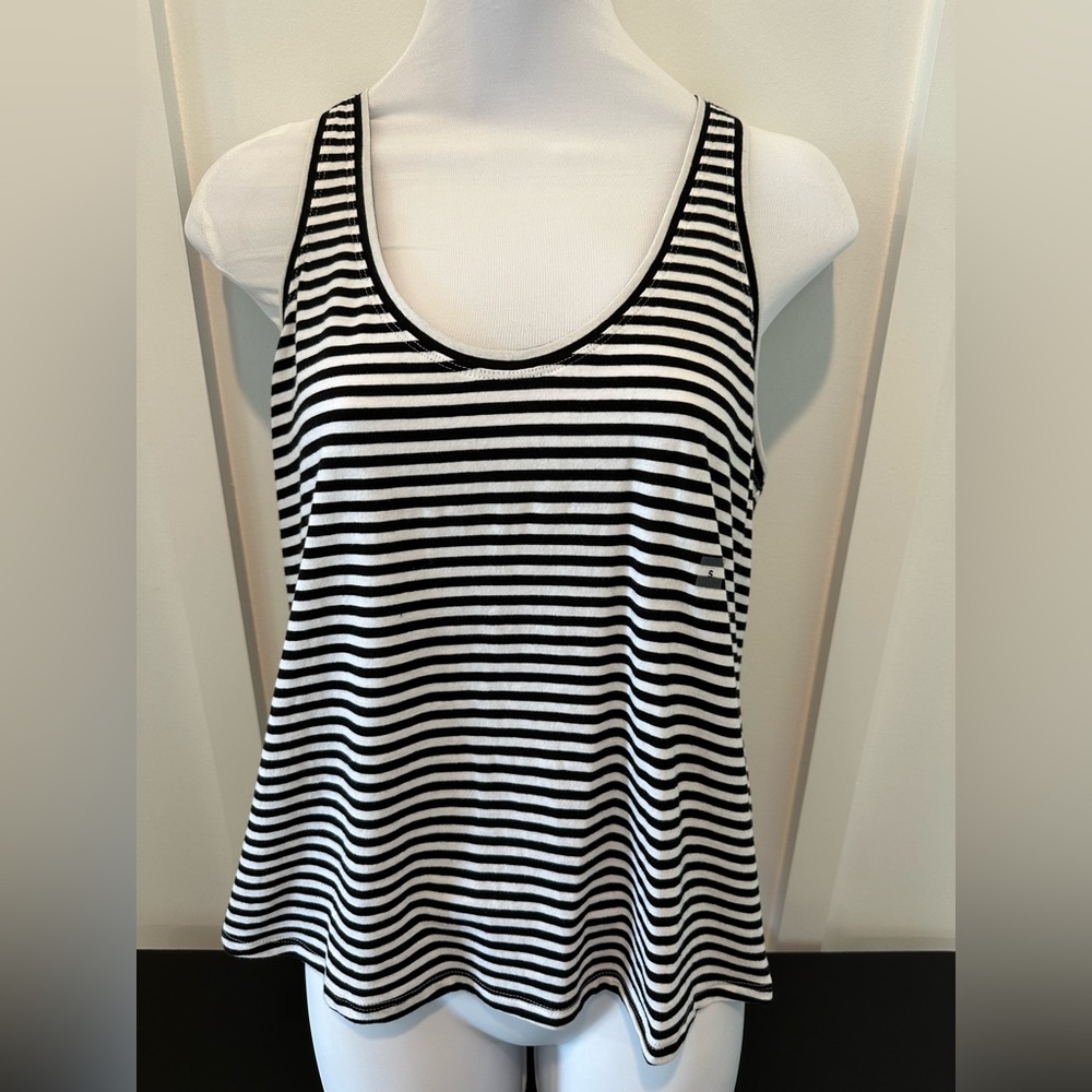 Express Black and White Sleeveless Relaxed Tank Top - NWT